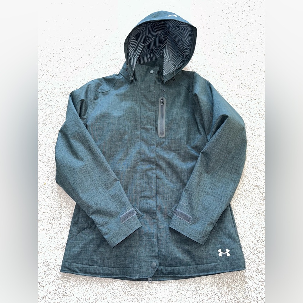 Under Armour Jacket Women's Small Storm Coldgear Infrared Shield.